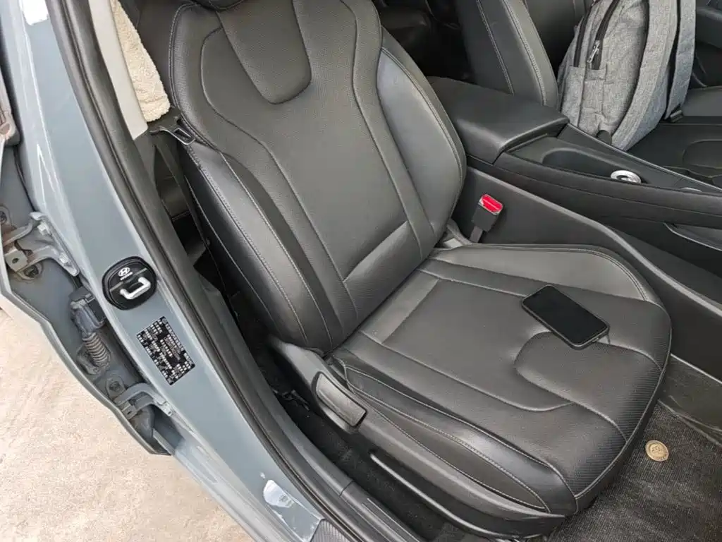 Hyundai Elantra 2022 — фото 25