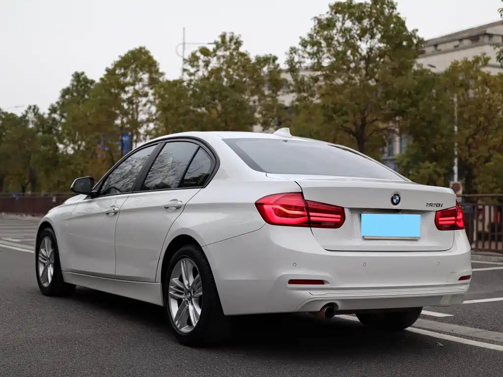 BMW 3 Series 2016 — фото 5