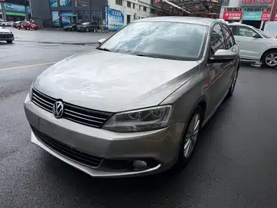 Volkswagen Sagitar 2014