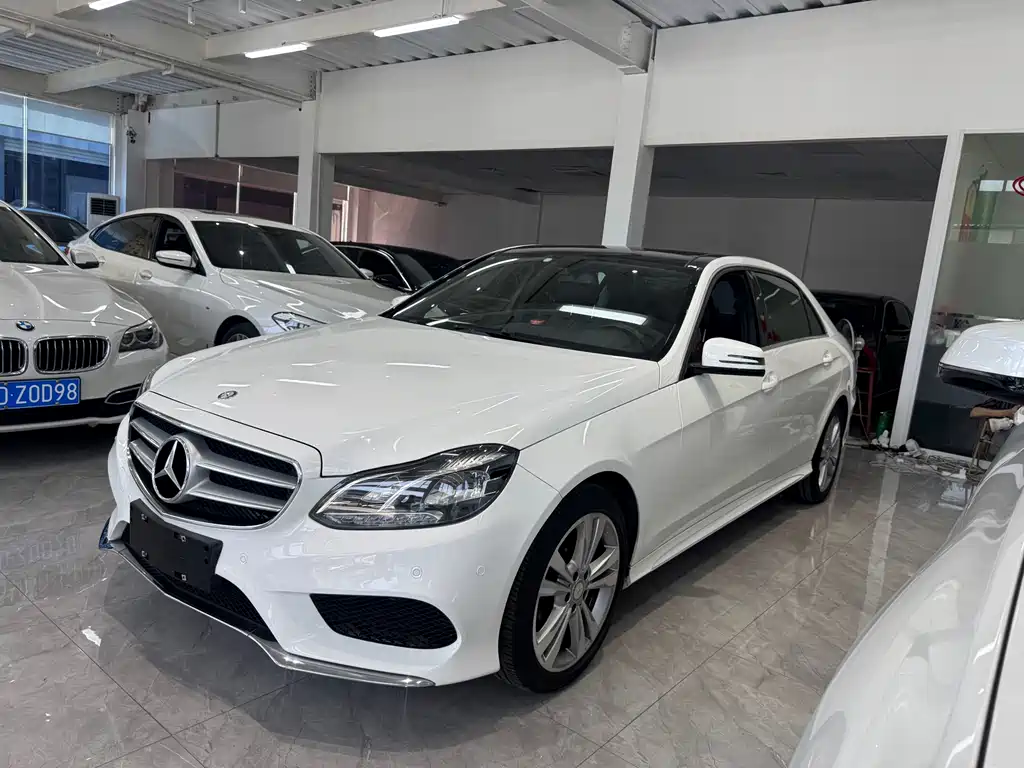 Mercedes-Benz E-Class 2015