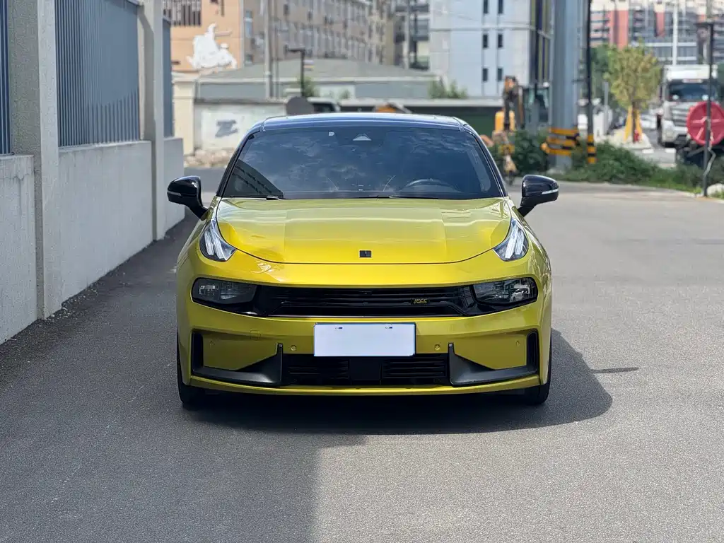 Lynk & Co 03 2021