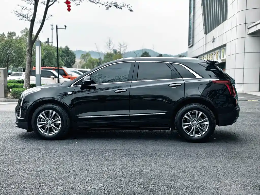 Cadillac XT5 2022 — фото 7