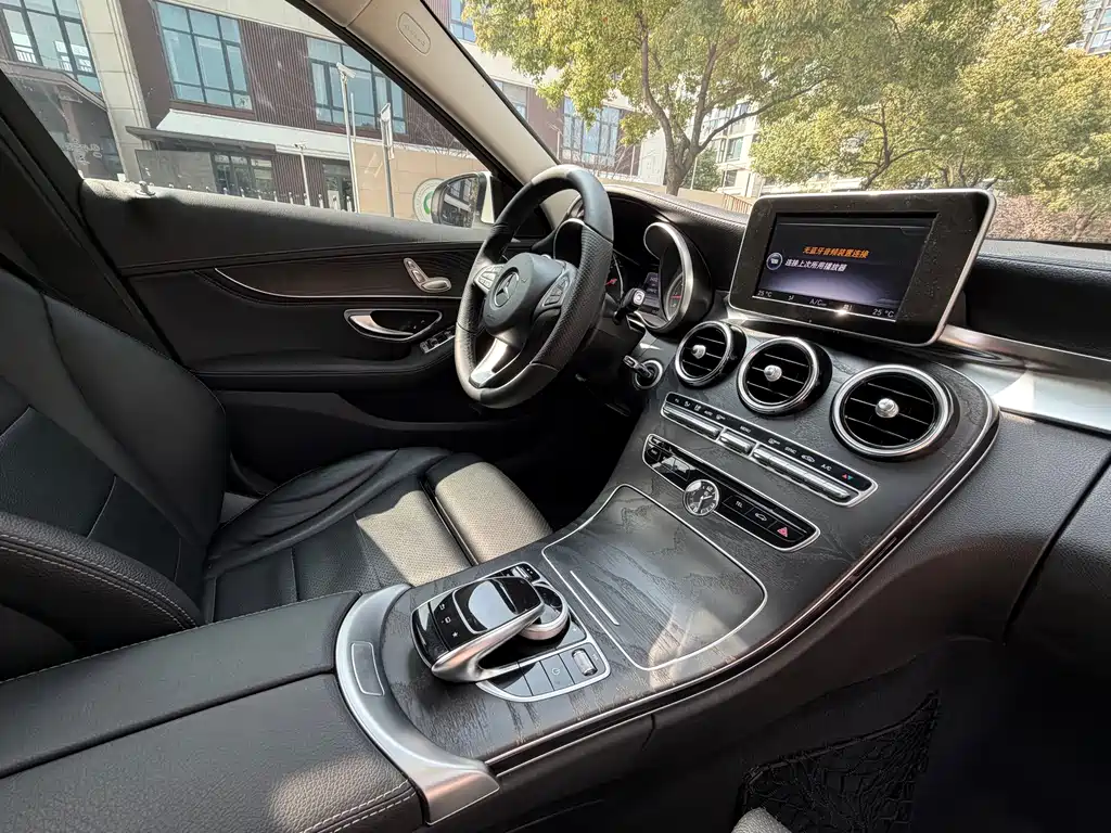Mercedes-Benz C-Class 2016 — фото 23