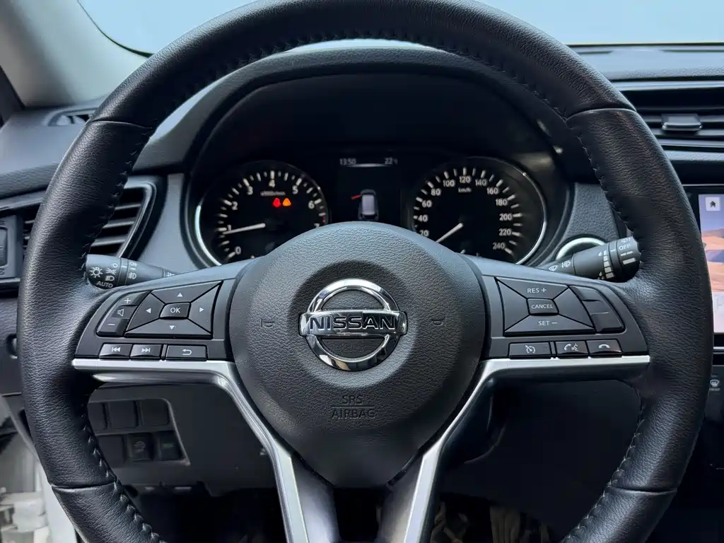 Nissan X-Trail 2023 — фото 16