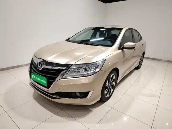 Honda Crider 2016