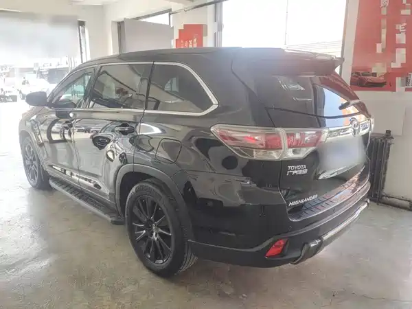 Toyota Highlander 2017