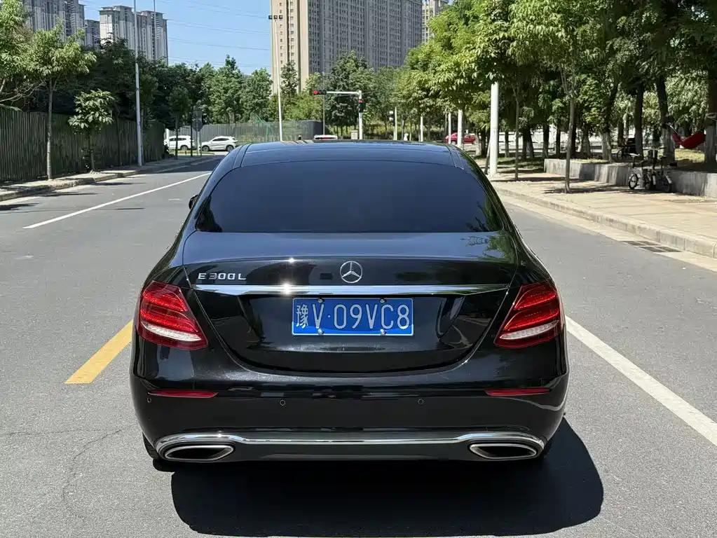 Mercedes-Benz E-Class 2018 — фото 8