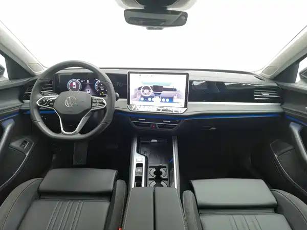 Volkswagen Magotan 2025