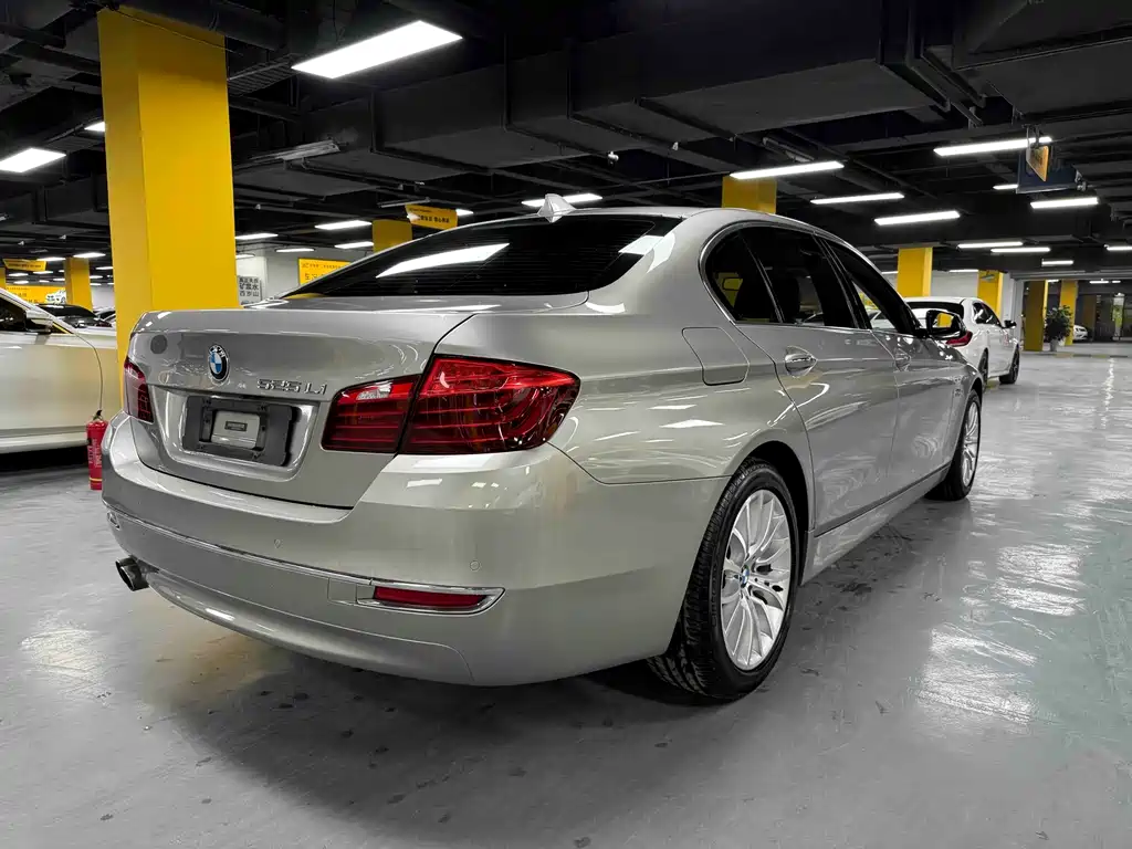 BMW 5 Series 2016