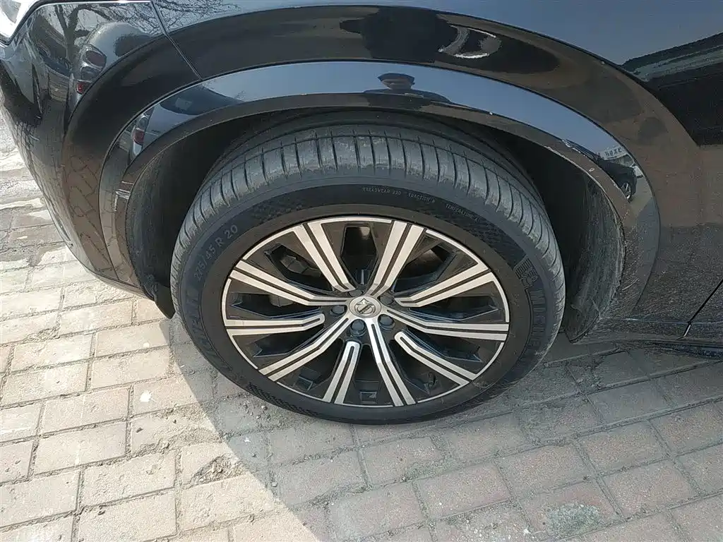 Volvo XC90 2021 — фото 25