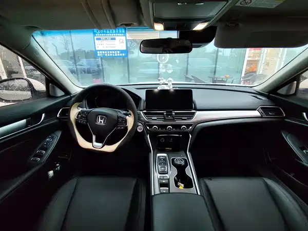 Honda Accord 2022