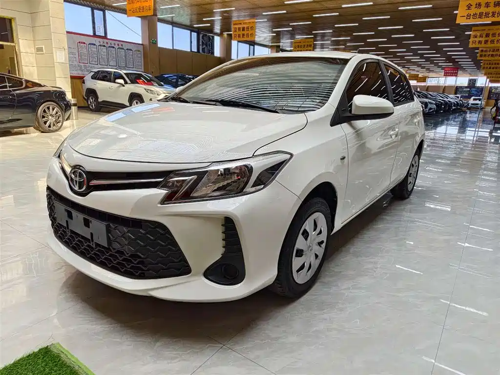 Toyota Vios FS 2022 — фото 1