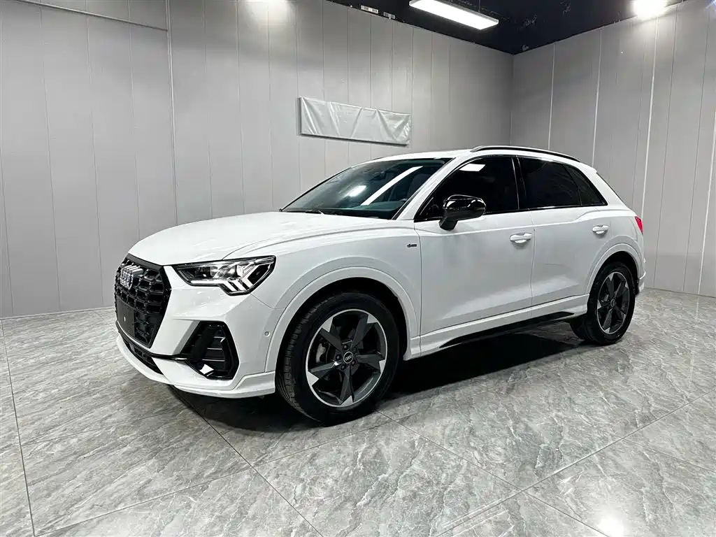 Audi Q3 2022 — фото 7