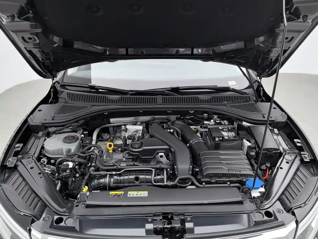 Volkswagen Sagitar 2025