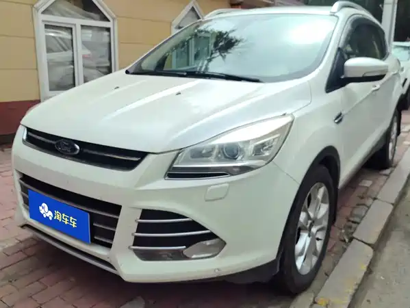 Ford Kuga 2014