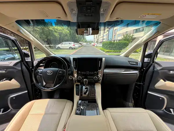 Toyota Wilfa 2022
