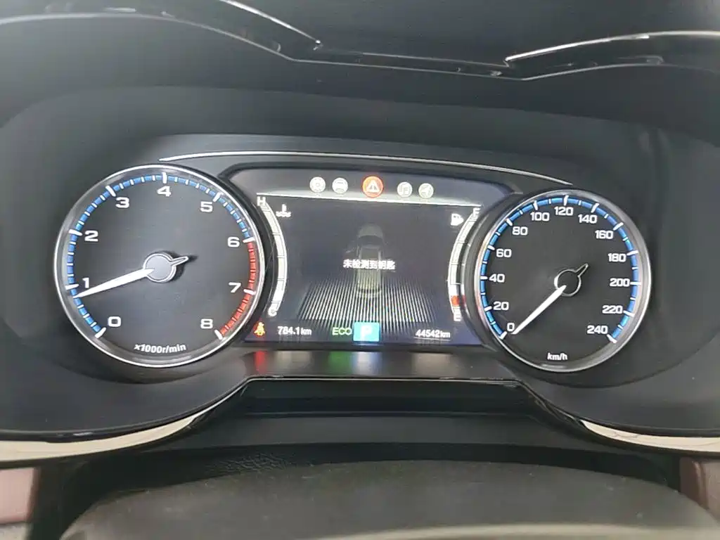 GAC Motor Trumpchi GS8 2018 — фото 12