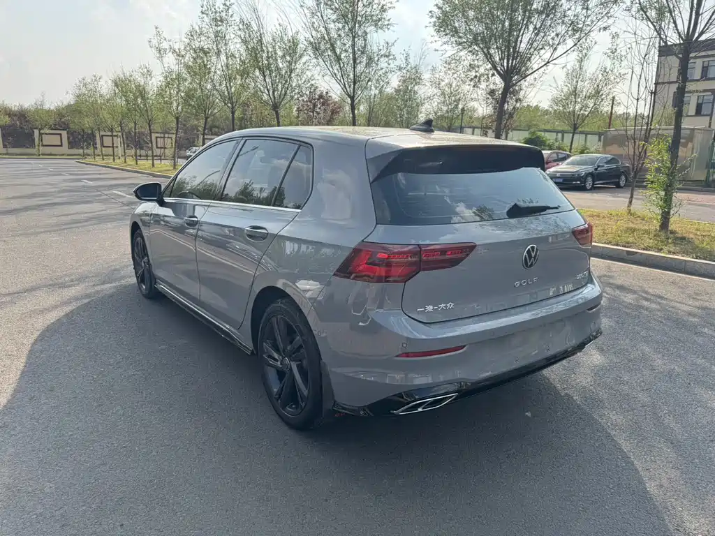 Volkswagen Golf 2022