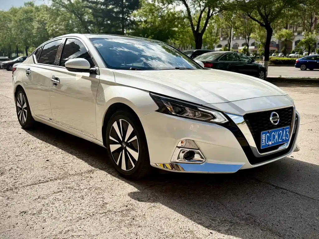 Nissan Teana 2021