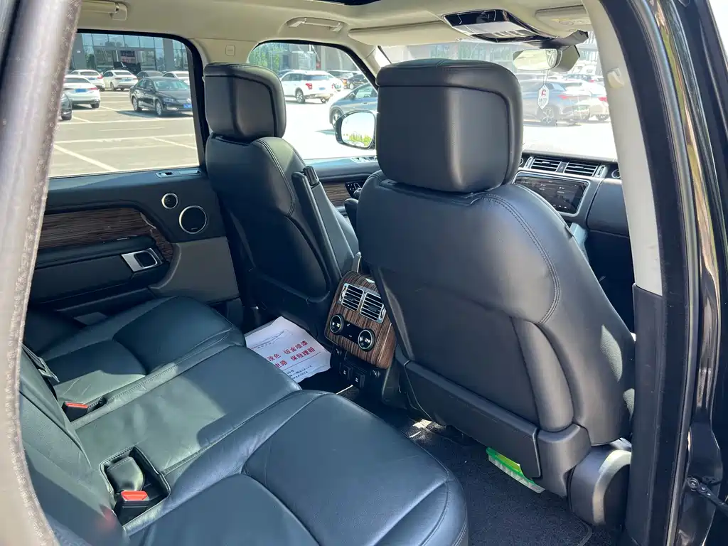 Land Rover Range Rover 2018 — фото 10