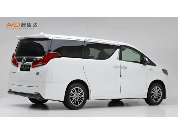 Toyota Alphard 2023