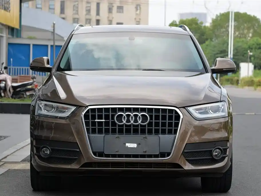 Audi Q3 2015 — фото 1