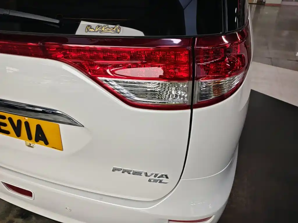 Toyota Previa 2018 — фото 8