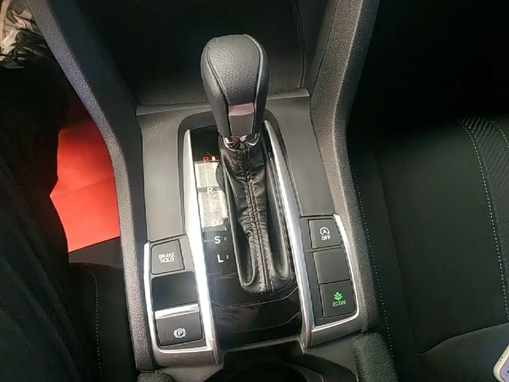 Honda Civic 2019 — фото 14