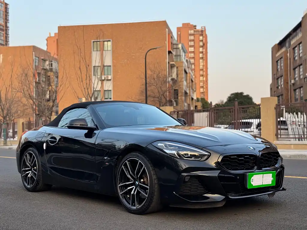 BMW Z4 2023 — фото 3