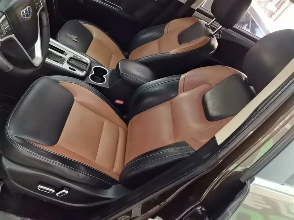 Geely Vision X6 2017 — фото 15