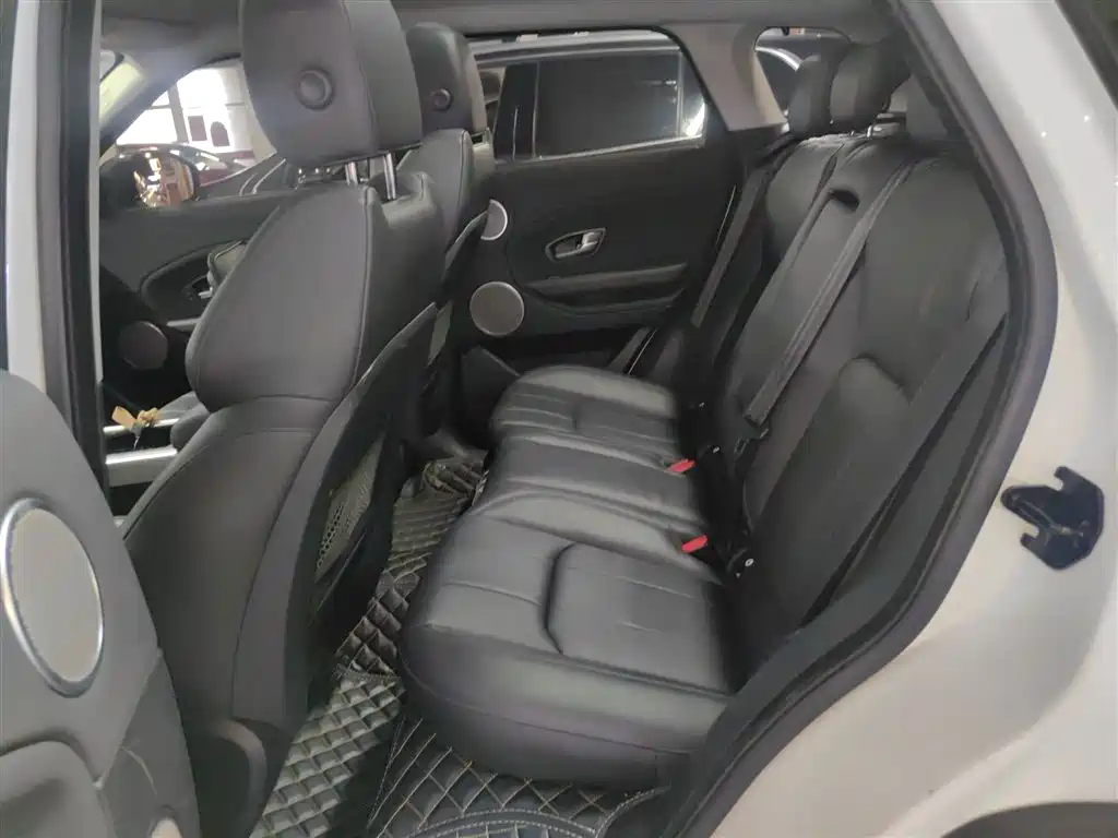Land Rover Evoque 2017 — фото 13
