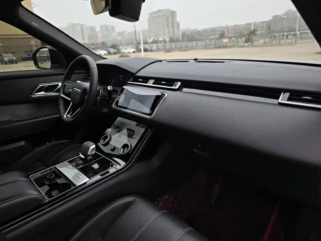 Land Rover Range Rover Velar 2022 — фото 10