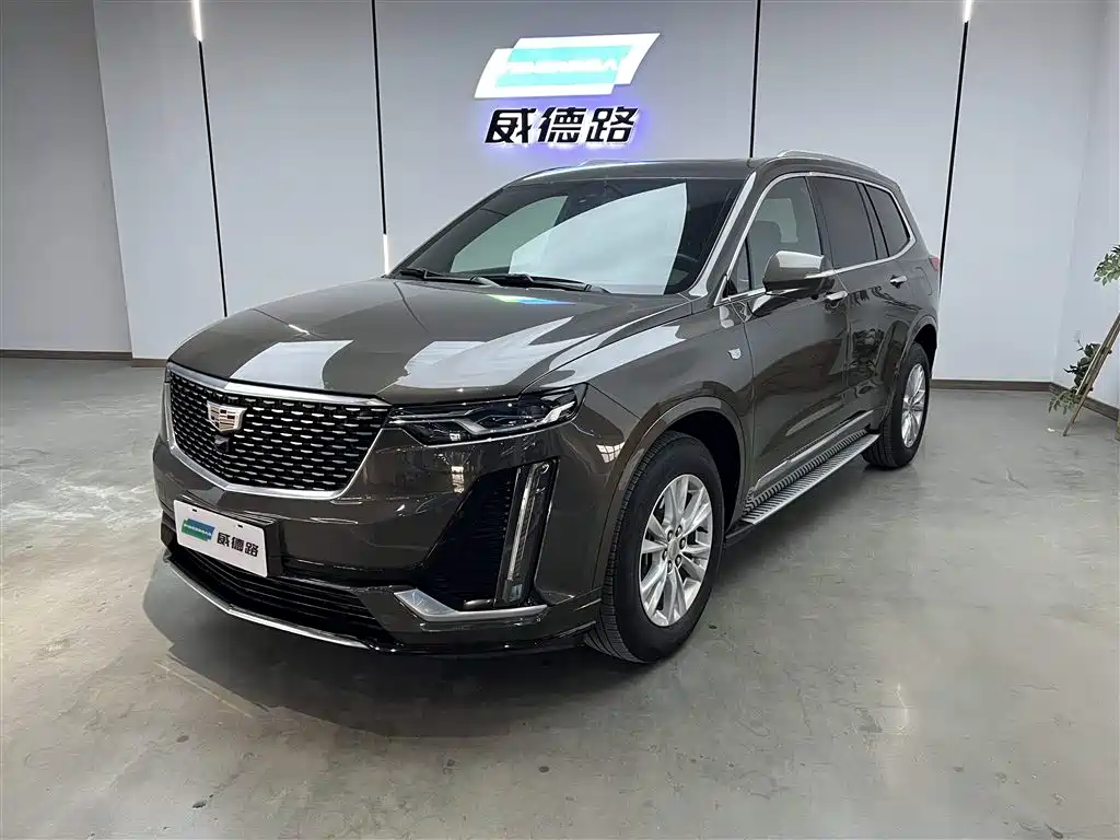 Cadillac XT6 2022 — фото 1