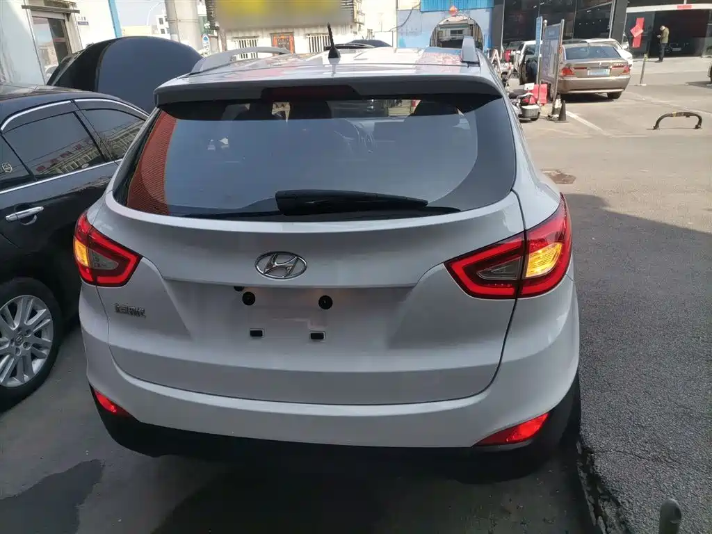 Hyundai ix35 2015 — фото 4
