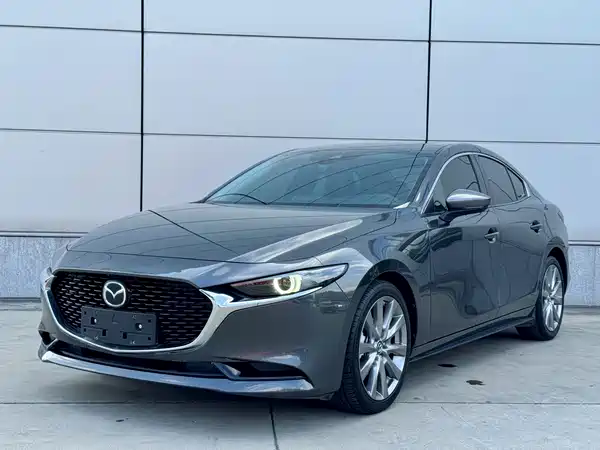 Mazda 3 Axela 2023