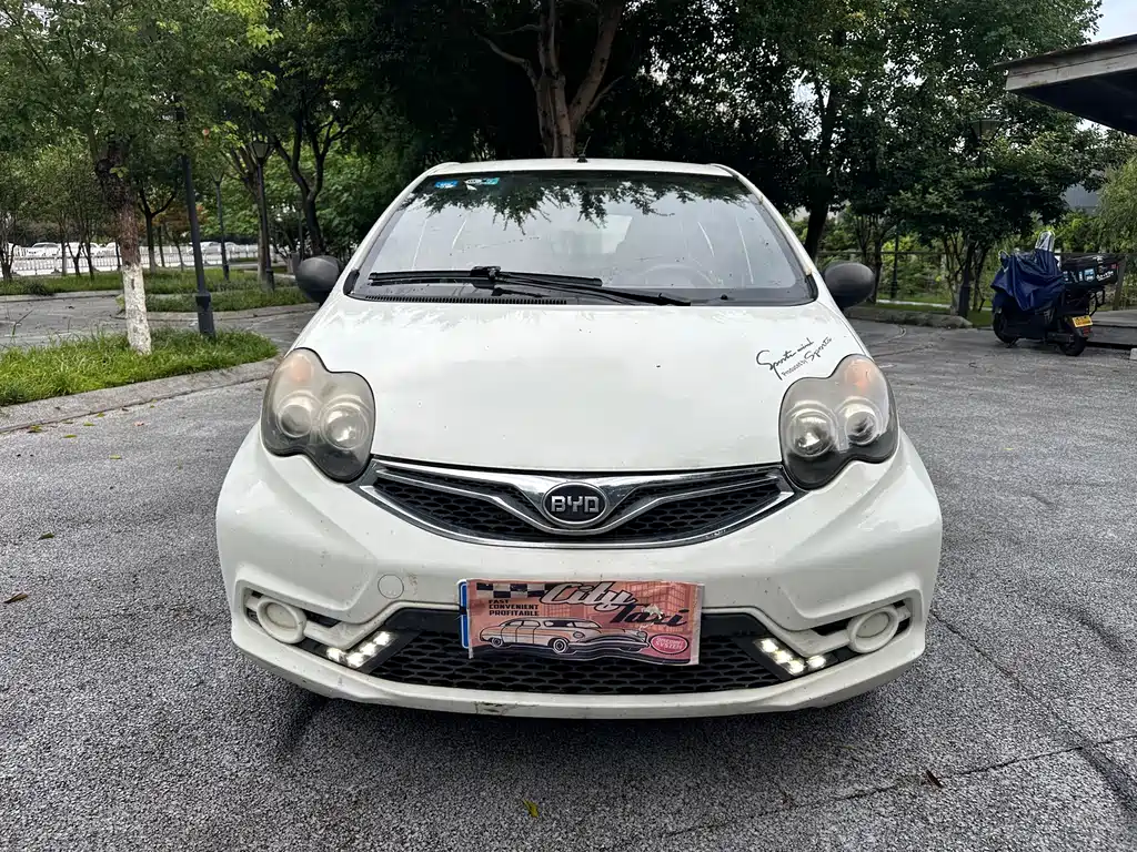 BYD F0 2016