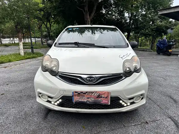 BYD F0 2016