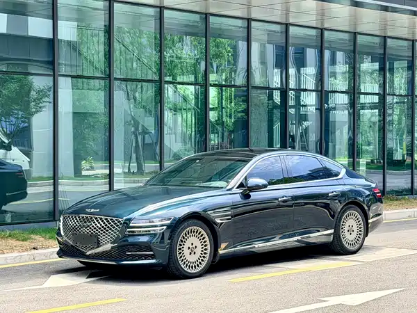 Genesis G80 2023