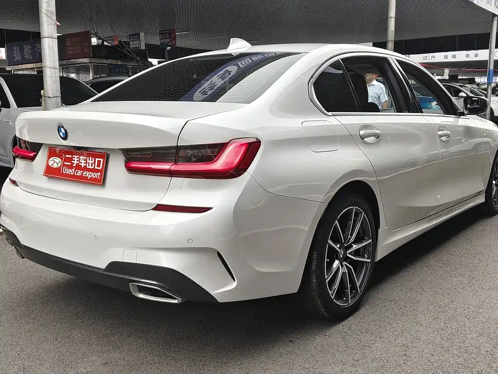 BMW 3 Series 2022