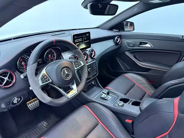 Mercedes-Benz CLA AMG 2015