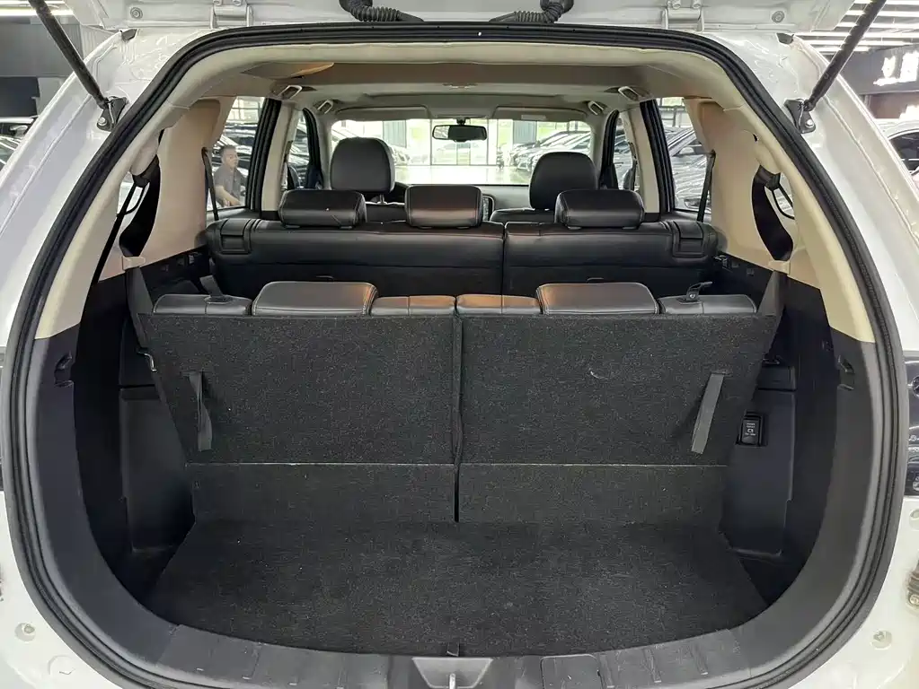 Mitsubishi Outlander 2020 — фото 11