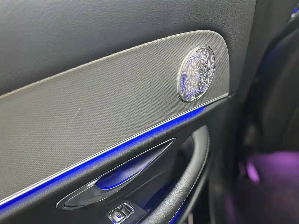 Mercedes-Benz E-Class 2018 — фото 11