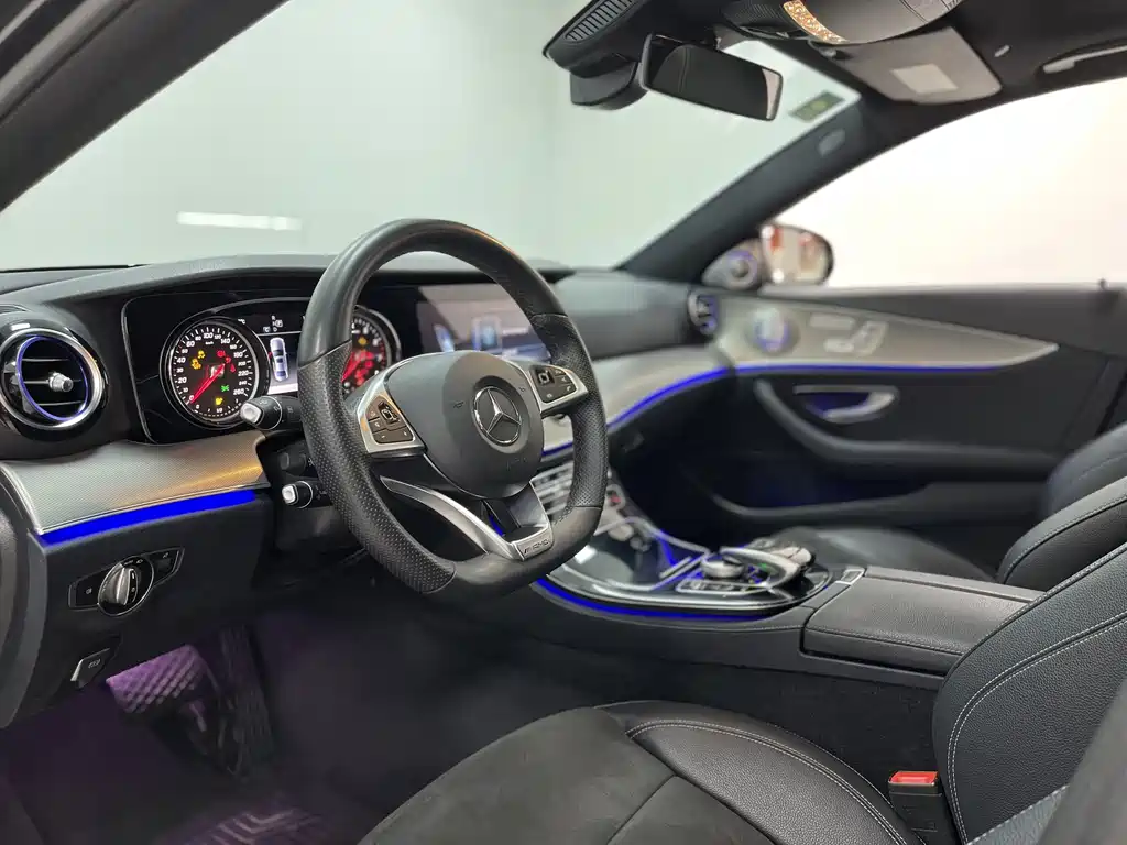 Mercedes-Benz E-Class 2018 — фото 5