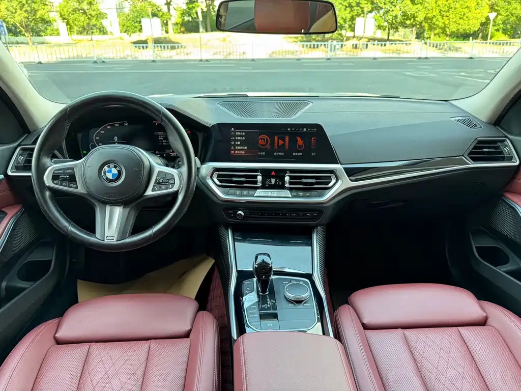 BMW 3 Series 2021
