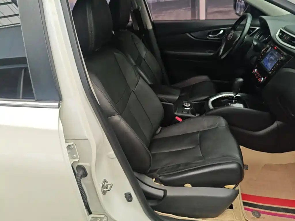 Nissan X-Trail 2015 — фото 25