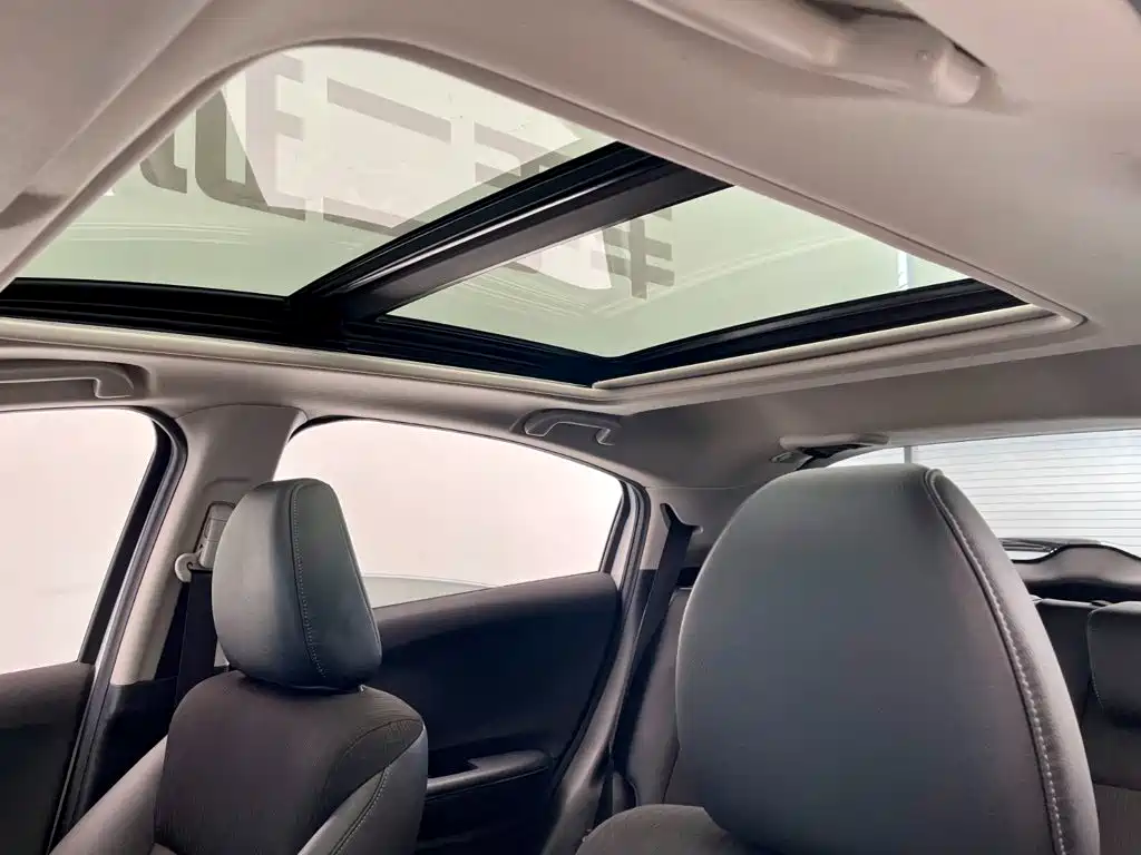 Honda Vezel 2021 — фото 15