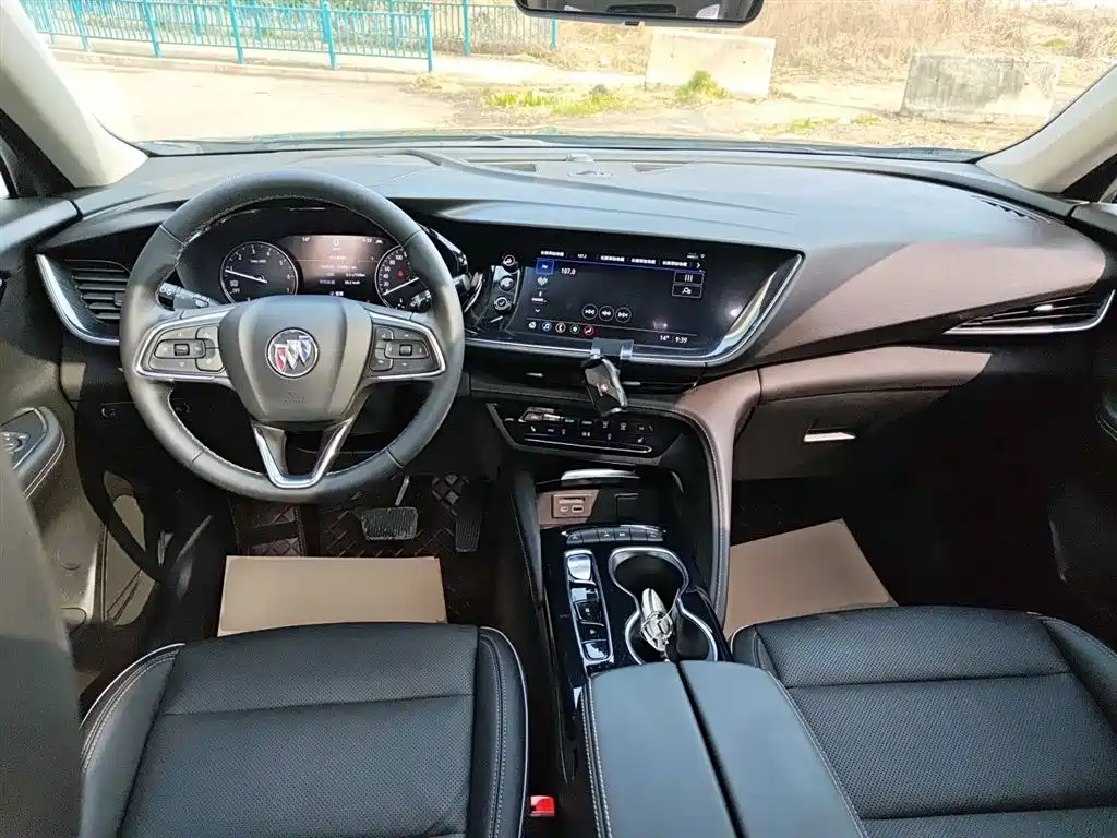 Buick Envision Plus 2023 — фото 10