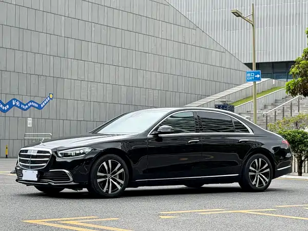 Mercedes-Benz S-Class 2021