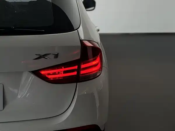 BMW X1 2012
