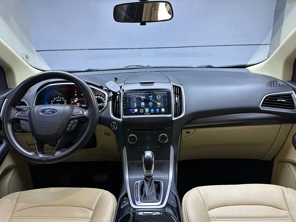 Ford Edge 2016 — фото 7